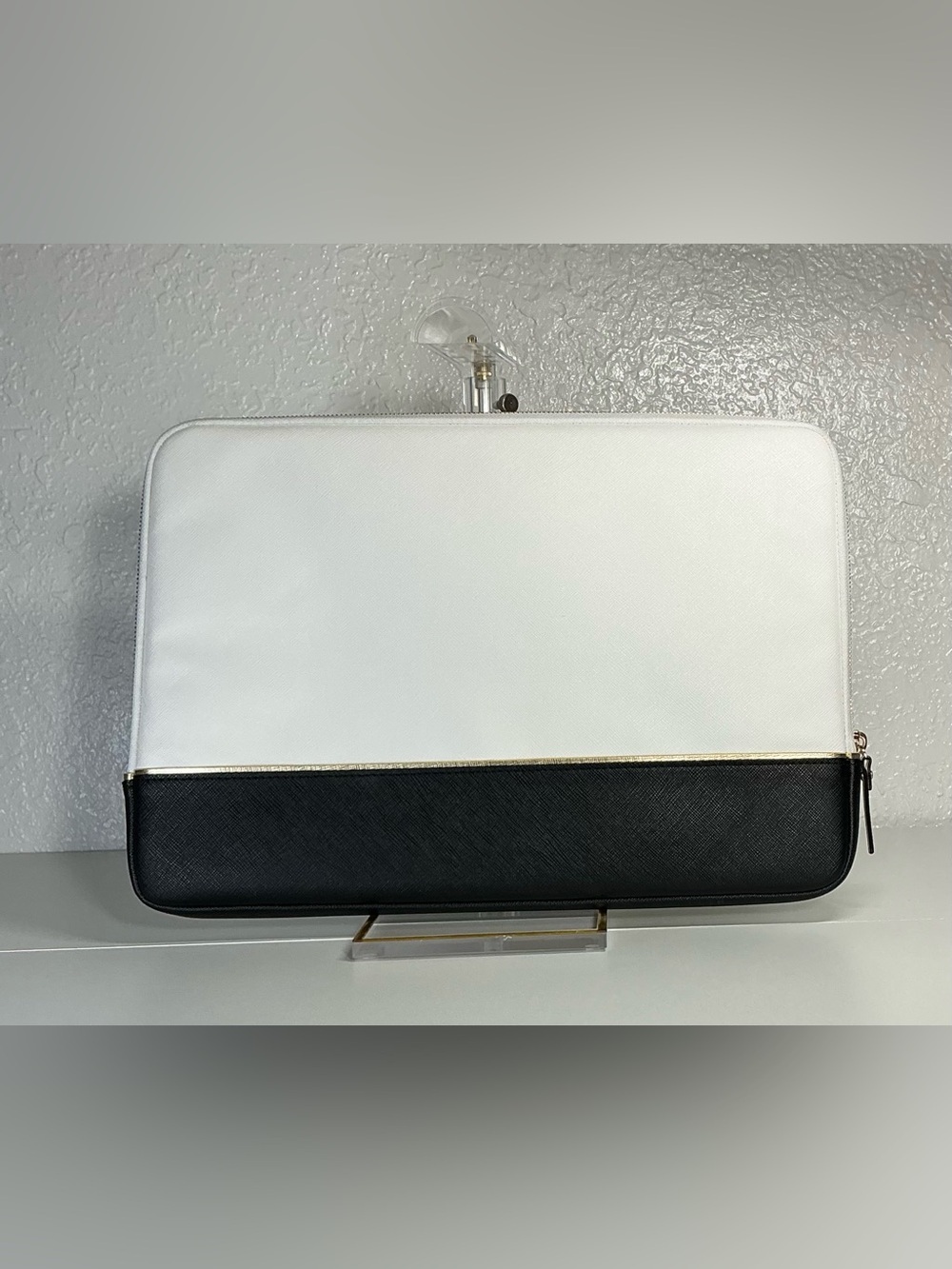 Kate Spade New York Colorblock Laptop Sleeve 16” Zip Case Black White - Picture 6 of 6